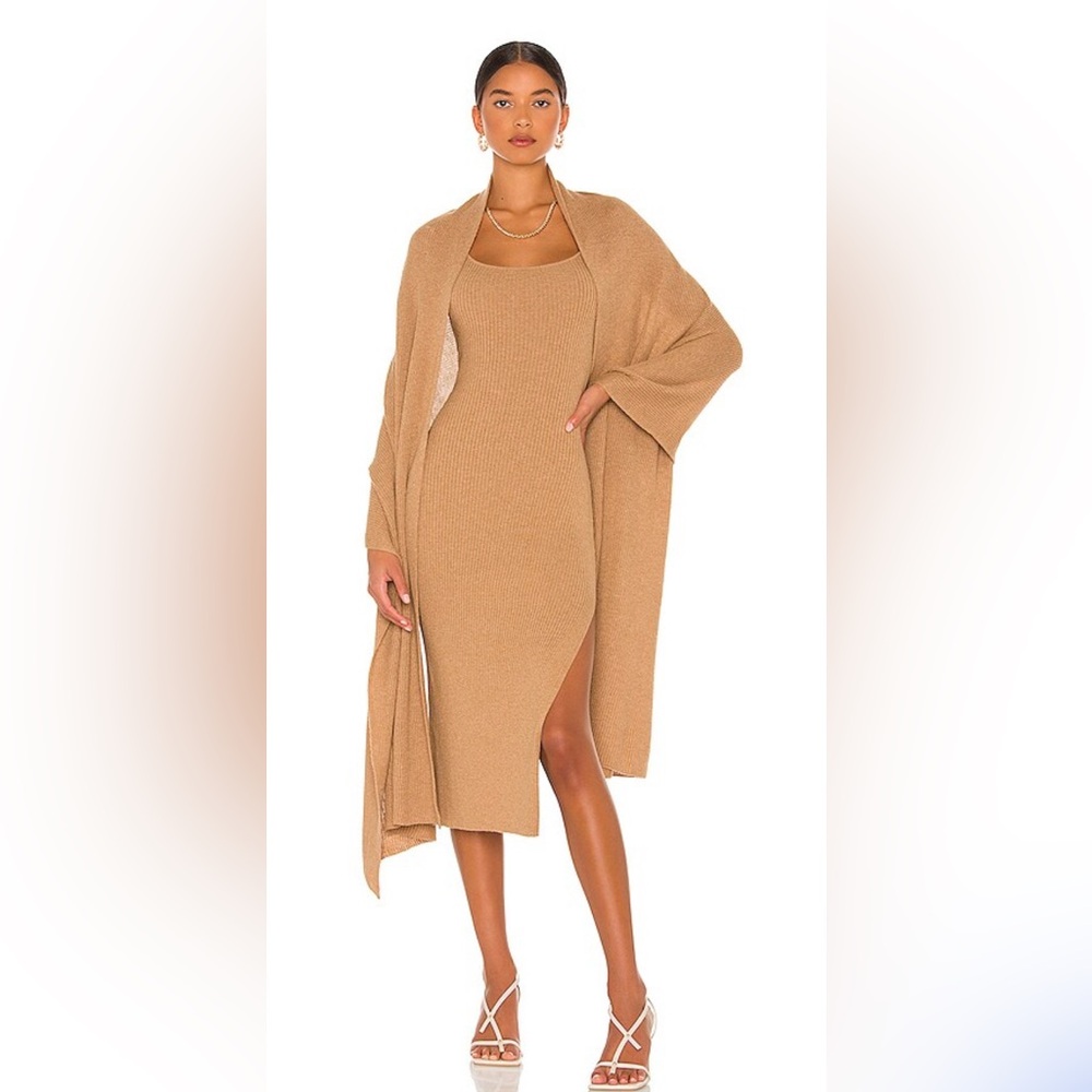 LPA Salmah Dress with detachable shawl in camel XS
